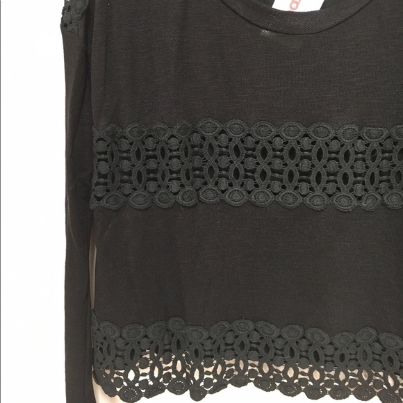 𝅺YOU Are Not Alone lightweight sweater. - Picture 3 of 6